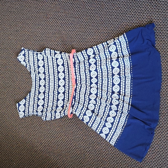 Laura Dresses & Skirts - Laura Patterned Dress